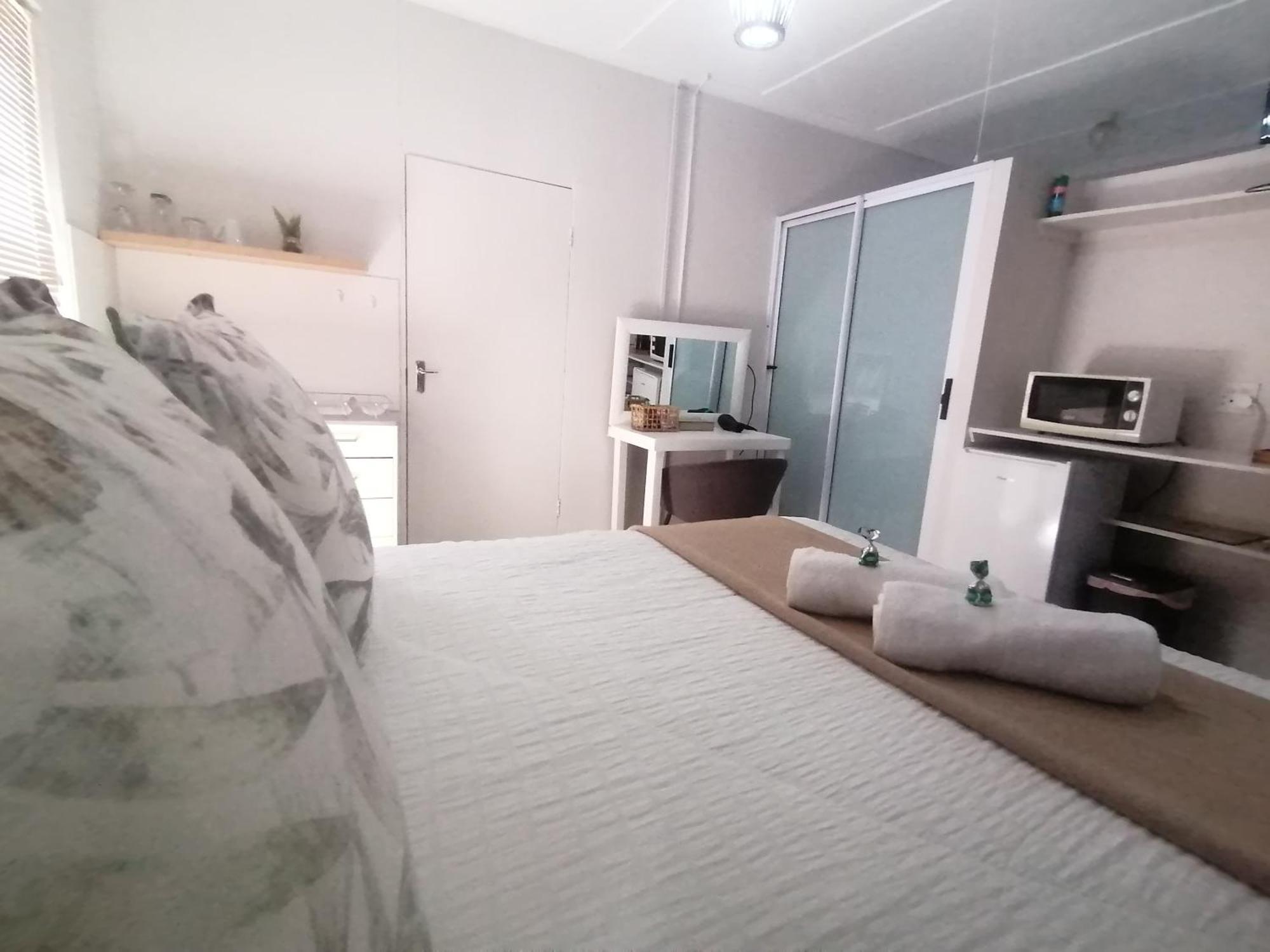 Oppi Draai Guesthouse Оудсгорн Екстер'єр фото
